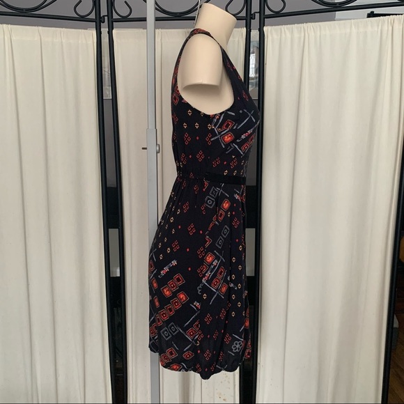 3/$30! Like New DEX Boho Pattern Zipper Front Dress - Picture 9 of 14